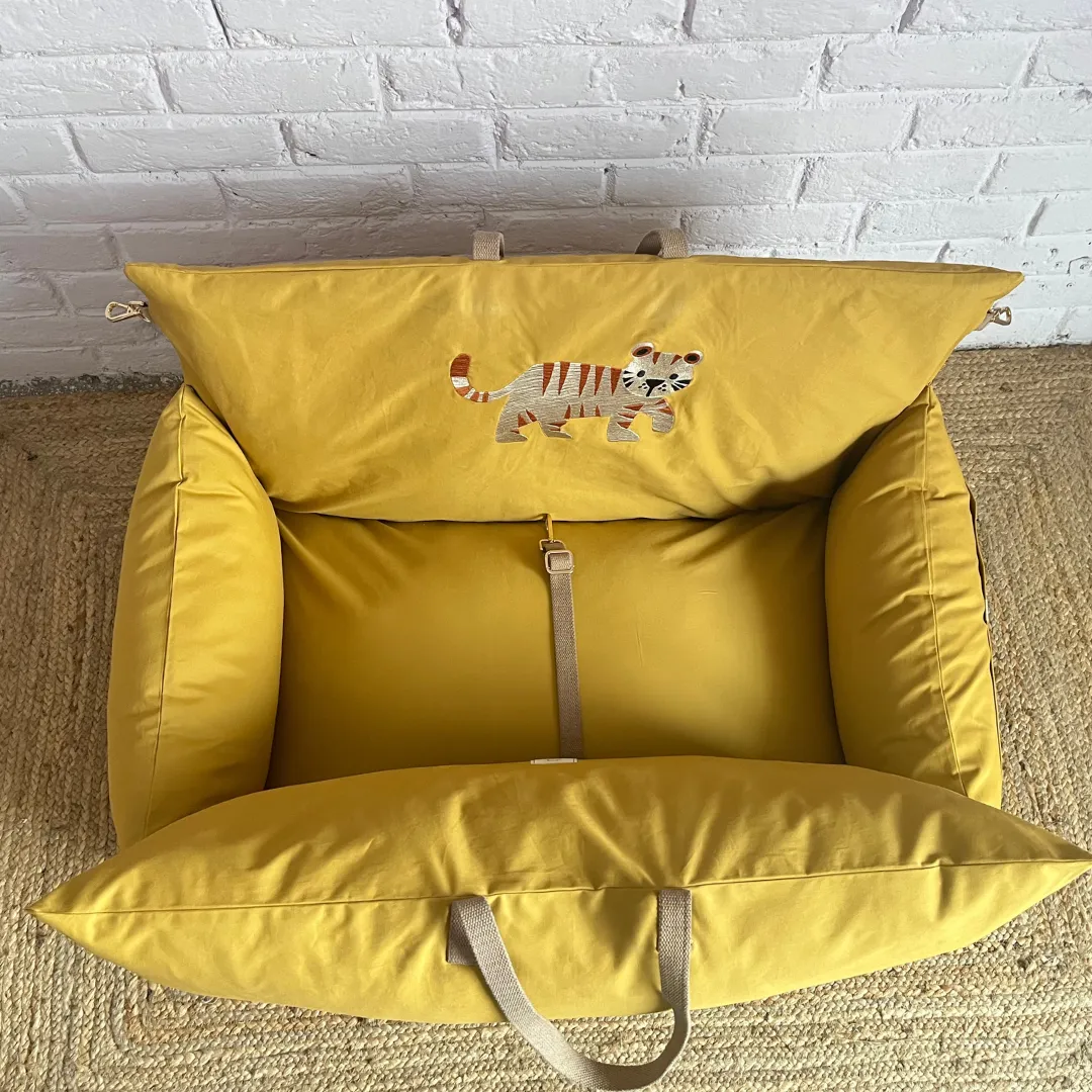 PoochMate OAK 3.0 : Majestic Tiger Travel Dog Bed Mustard : Medium